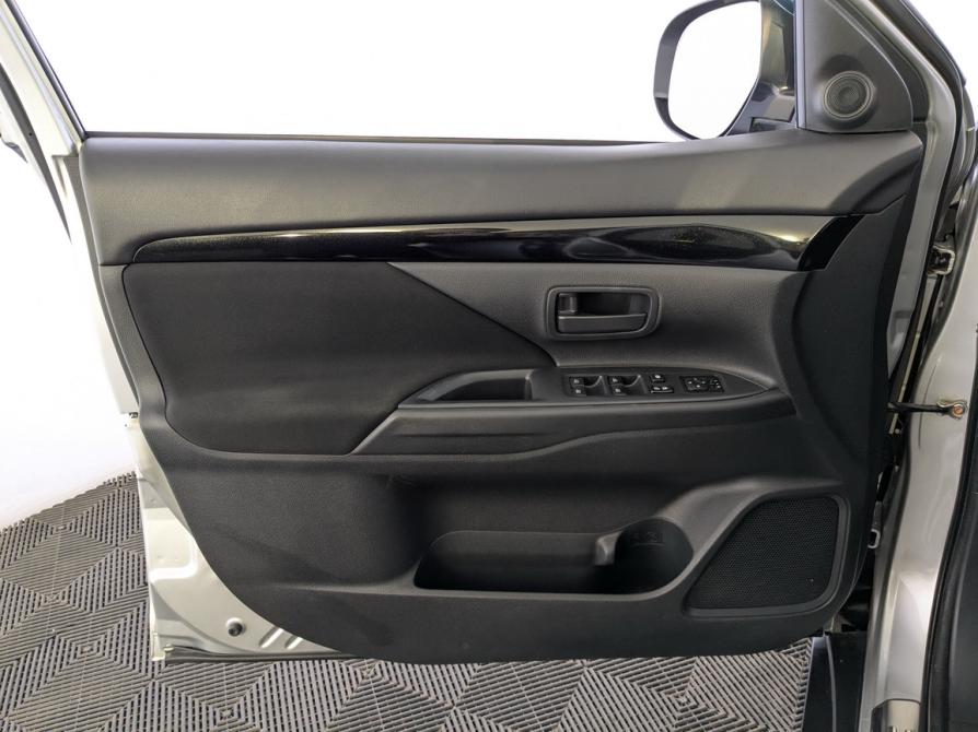 Mitsubishi Outlander III Рестайлинг 3 Москва  - изображение 17