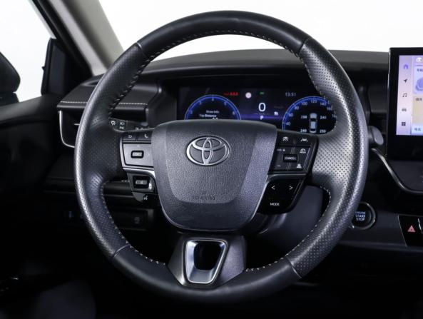 Toyota Camry IX (XV80) China Market с пробегом 2024 года, цена 3 690 000 рублей, 33167 км, седан, Автокод Объявления