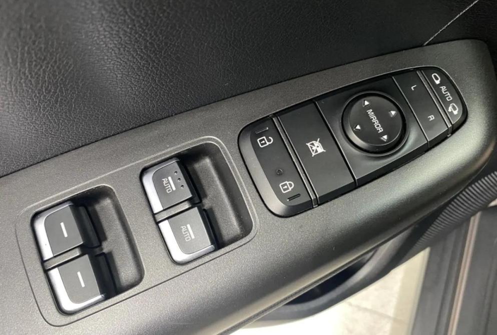 Kia Sportage IV Рестайлинг Екатеринбург  - изображение 23
