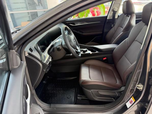 Changan Eado Plus с пробегом 2023 года, цена 1 575 000 рублей, 7666 км, седан, Автокод Объявления