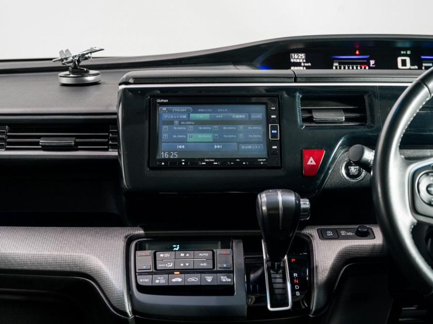 Honda Stepwgn V Рестайлинг Чита  - изображение 10
