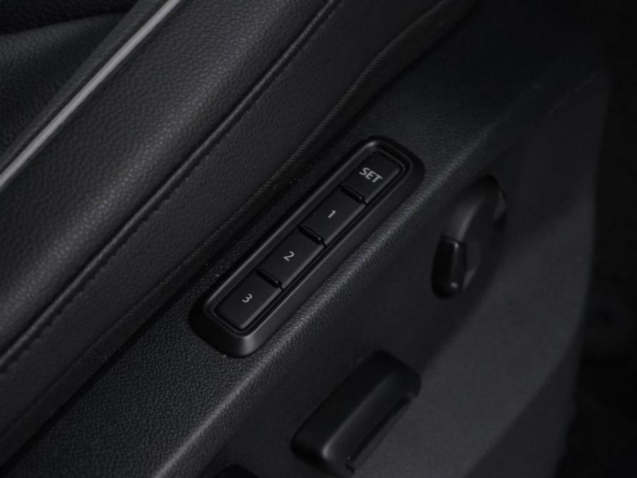 Volkswagen Tiguan II Рестайлинг Москва  - изображение 21