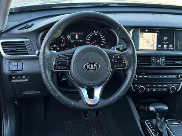 Kia Optima IV с пробегом 2017 года, цена 1 750 000 рублей, 111000 км, седан, Автокод Объявления