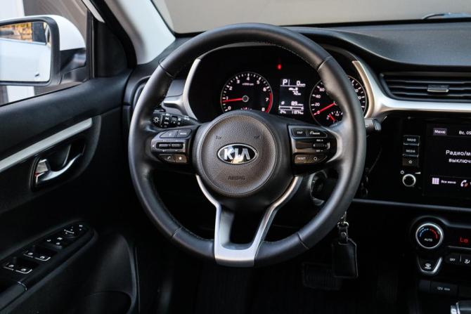 Kia Rio IV Рестайлинг с пробегом 2021 года, цена 2 100 000 рублей, 11373 км, хэтчбек, Автокод Объявления