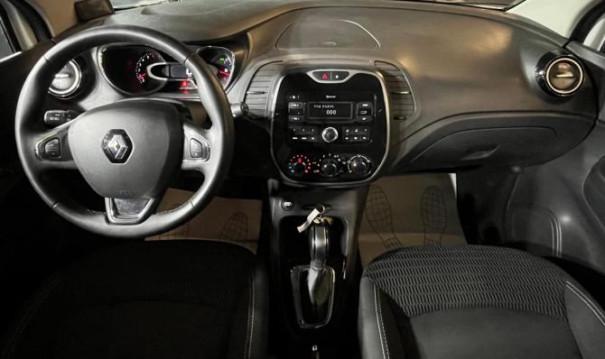 Renault Kaptur I с пробегом 2018 года, цена 1 275 000 рублей, 141000 км, внедорожник, Автокод Объявления