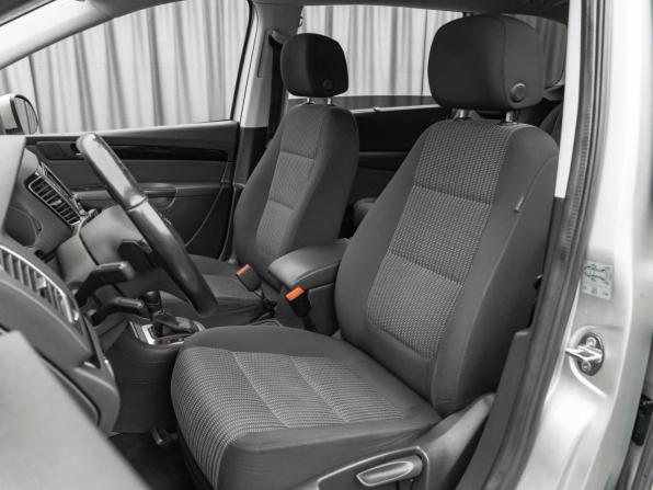 SEAT Alhambra II Рестайлинг с пробегом 2015 года, цена 1 360 000 рублей, 225219 км, минивэн, Автокод Объявления