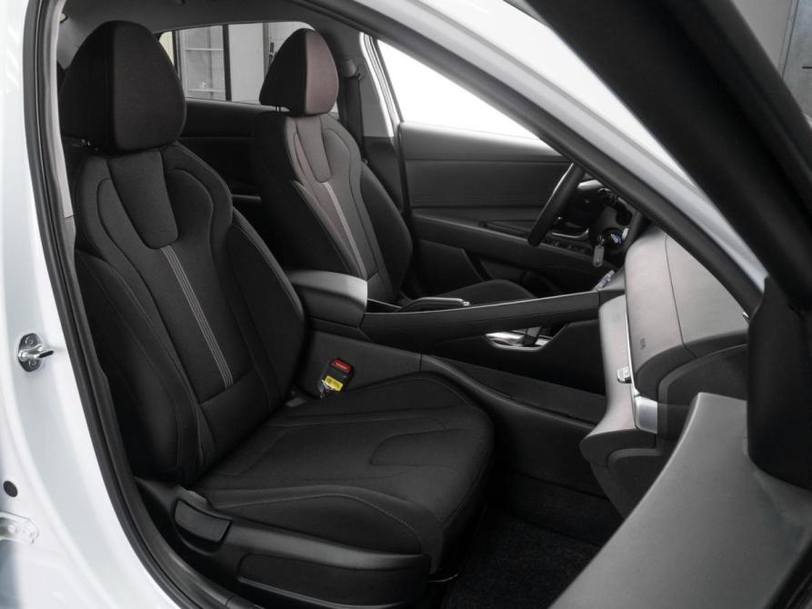 Hyundai Elantra VII (CN7) Рестайлинг Тюмень  - изображение 8