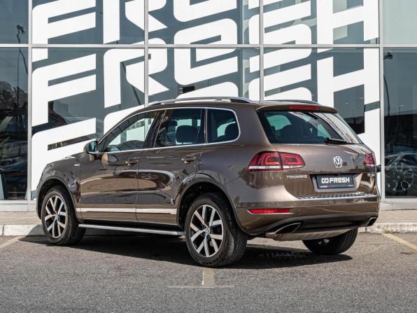 Volkswagen Touareg II с пробегом 2014 года, цена 2 340 000 рублей, 203941 км, внедорожник, Автокод Объявления