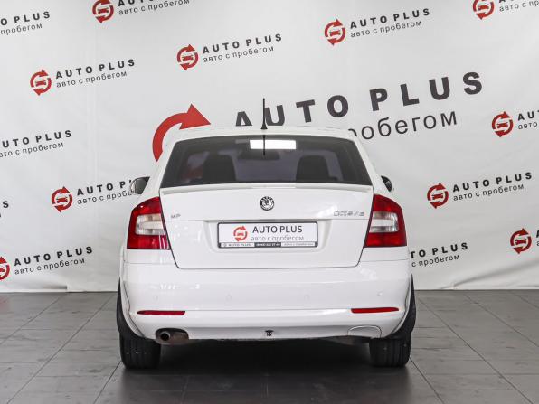 Skoda Octavia II (A5) Рестайлинг с пробегом 2011 года, цена 699 000 рублей, 282152 км, лифтбек, Автокод Объявления