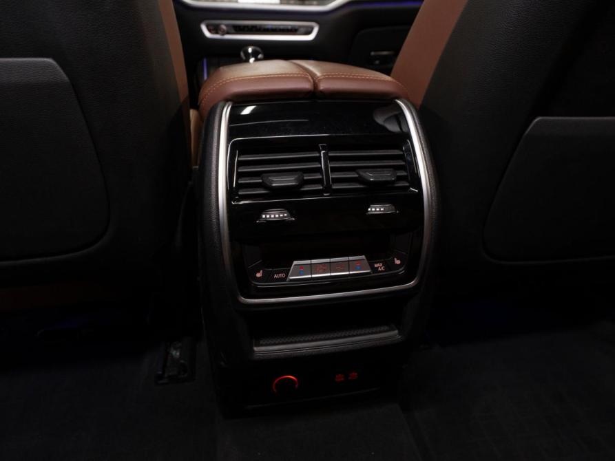 BMW X7 I (G07) Москва  - изображение 16