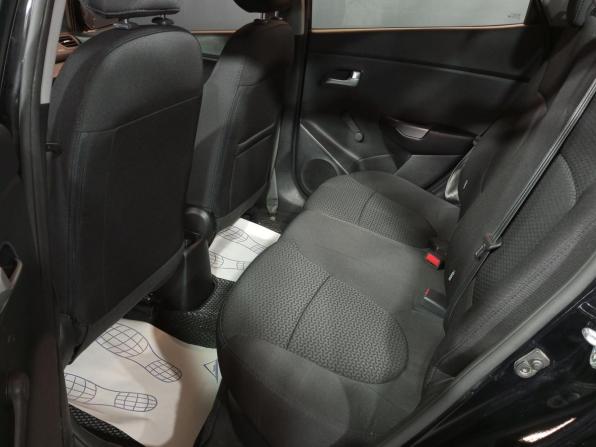 Kia Rio III Рестайлинг с пробегом 2016 года, цена 1 165 000 рублей, 135634 км, седан, Автокод Объявления