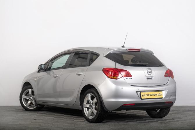 Opel Astra J с пробегом 2011 года, цена 709 000 рублей, 131000 км, хэтчбек, Автокод Объявления