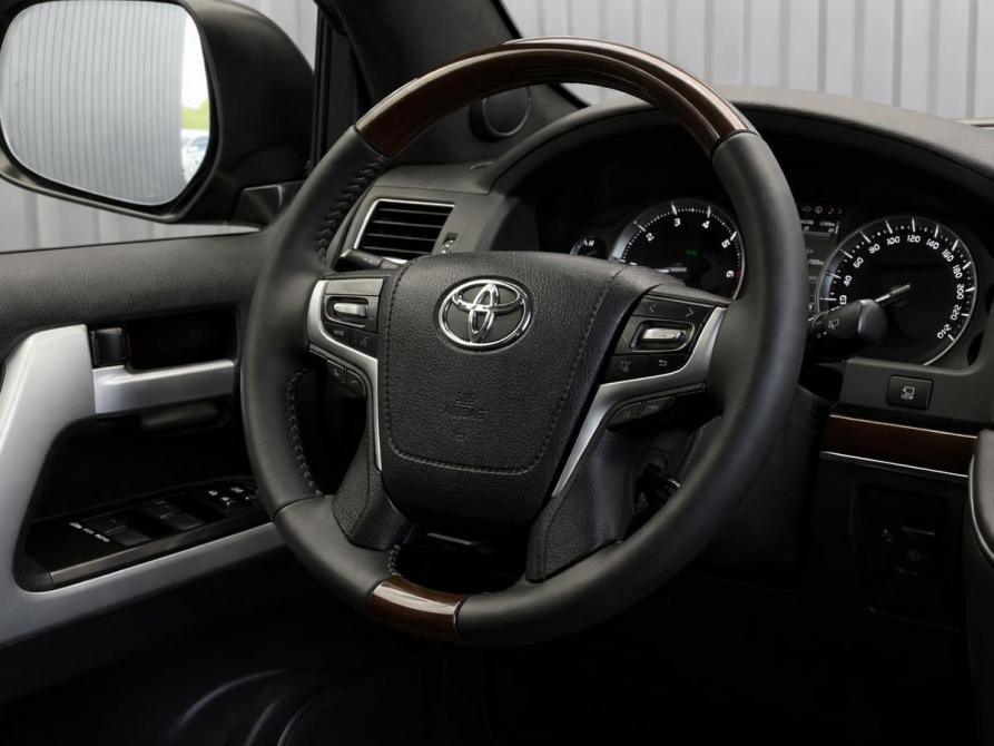 Toyota Land Cruiser 200 Series Рестайлинг 2 Пермь  - изображение 13