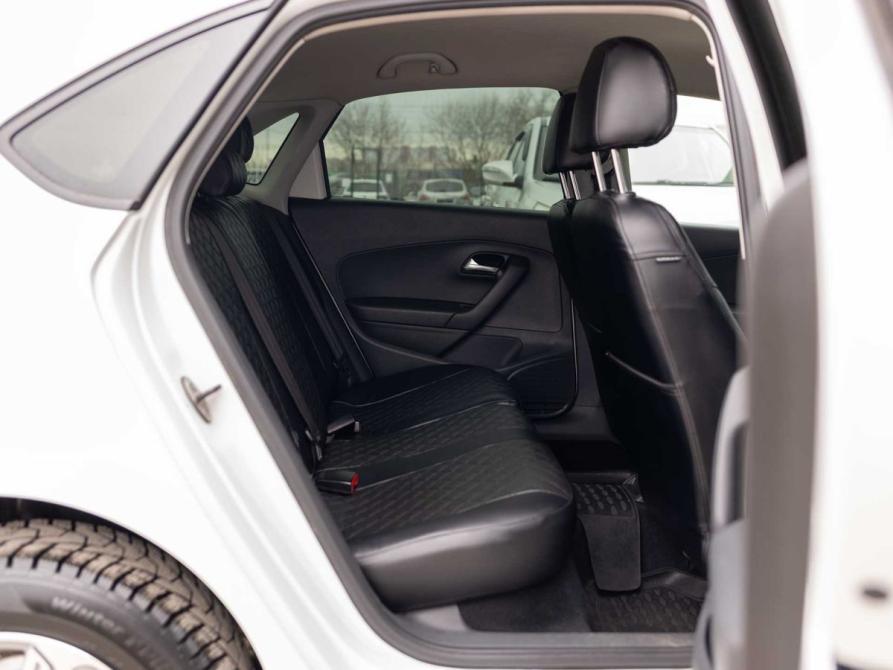 Volkswagen Polo V Рестайлинг Новосибирск  - изображение 18