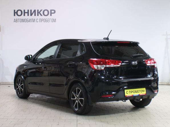 Kia Rio III Рестайлинг с пробегом 2017 года, цена 1 019 000 рублей, 182031 км, хэтчбек, Автокод Объявления