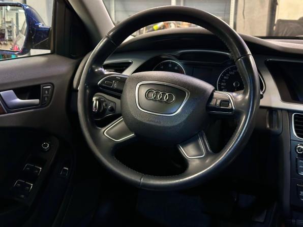 Audi A4 IV (B8) Рестайлинг с пробегом 2015 года, цена 1 293 000 рублей, 247744 км, седан, Автокод Объявления