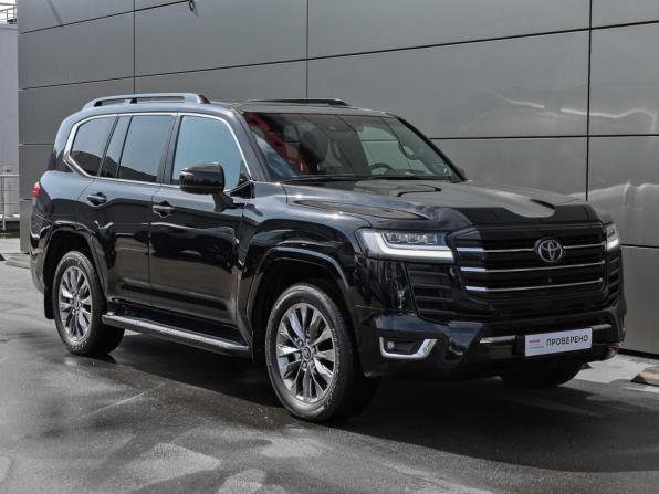 Toyota Land Cruiser 300 Series с пробегом 2024 года, цена 12 900 000 рублей, 44780 км, внедорожник, Автокод Объявления