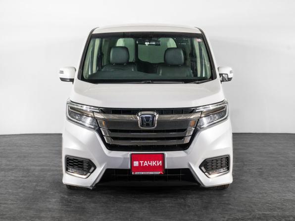 Honda Stepwgn V Рестайлинг с пробегом 2018 года, цена 2 290 000 рублей, 71529 км, минивэн, Автокод Объявления