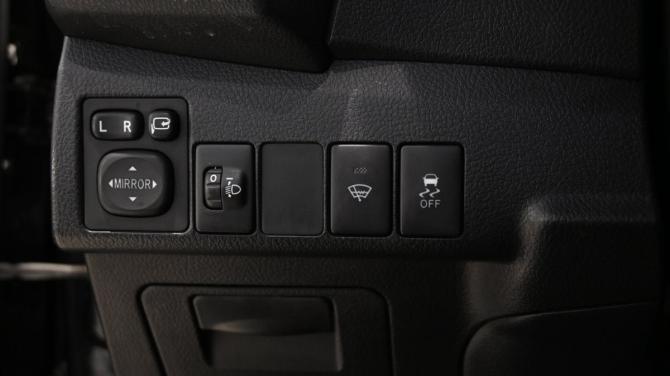 Toyota Corolla XI (E160 E170 E180) с пробегом 2013 года, цена 995 000 рублей, 236000 км, седан, Автокод Объявления