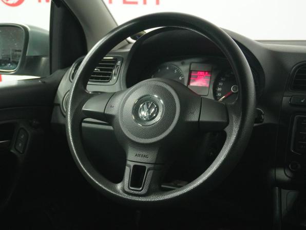 Volkswagen Polo V с пробегом 2013 года, цена 849 000 рублей, 136069 км, седан, Автокод Объявления