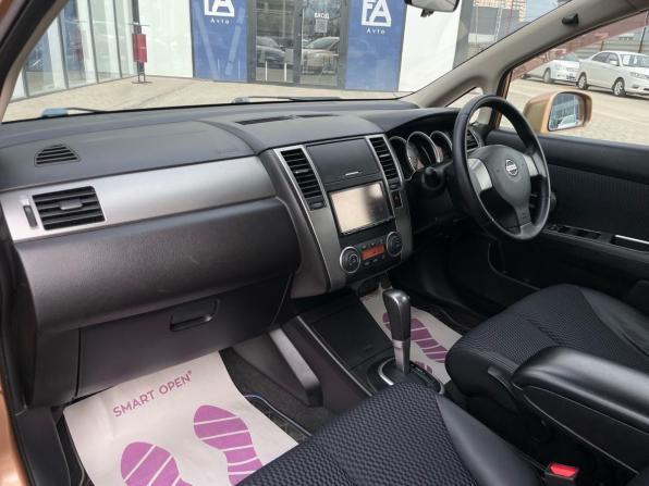 Nissan Tiida I с пробегом 2009 года, цена 680 000 рублей, 183490 км, хэтчбек, Автокод Объявления