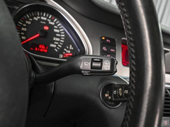 Audi Q7 I (4L) с пробегом 2006 года, цена 1 464 000 рублей, 311049 км, внедорожник, Автокод Объявления