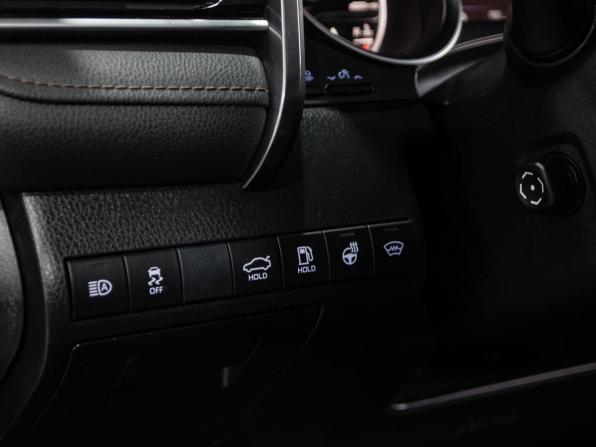 Toyota Camry VIII (XV70) с пробегом 2020 года, цена 2 949 000 рублей, 106000 км, седан, Автокод Объявления