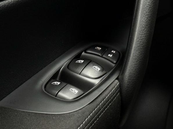 Nissan Qashqai II Рестайлинг с пробегом 2021 года, цена 2 329 000 рублей, 83824 км, внедорожник, Автокод Объявления