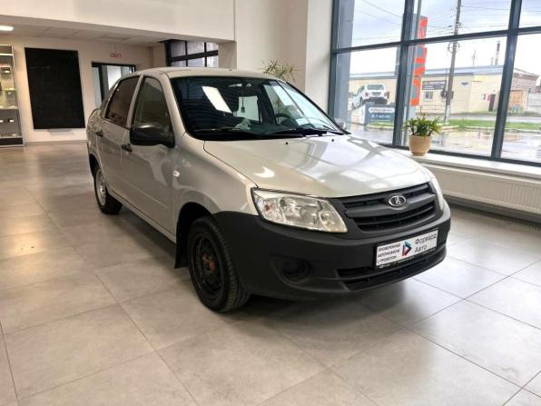 Lada (ВАЗ) Granta I с пробегом 2017 года, цена 350 000 рублей, 136000 км, седан, Автокод Объявления