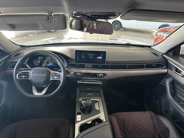JETOUR X70 I Рестайлинг 2 с пробегом 2024 года, цена 2 050 000 рублей, 33000 км, внедорожник, Автокод Объявления