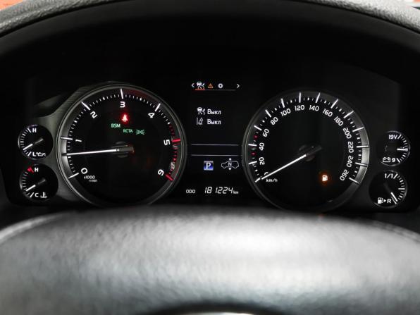 Toyota Land Cruiser 200 Series Рестайлинг 2 с пробегом 2018 года, цена 5 498 000 рублей, 181226 км, внедорожник, Автокод Объявления