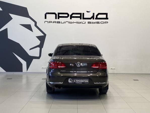 Volkswagen Passat B7 с пробегом 2011 года, цена 1 169 900 рублей, 230000 км, седан, Автокод Объявления