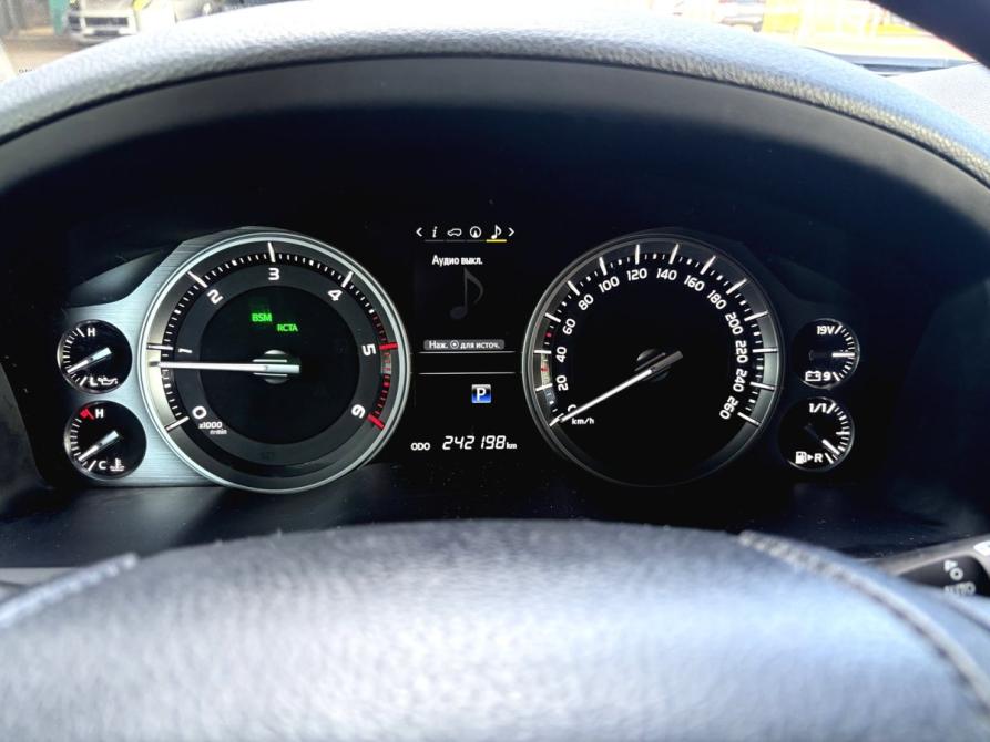 Toyota Land Cruiser 200 Series Рестайлинг 2 Пермь  - изображение 16