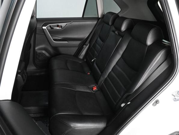 Toyota RAV4 V (XA50) с пробегом 2019 года, цена 3 299 000 рублей, 65462 км, внедорожник, Автокод Объявления