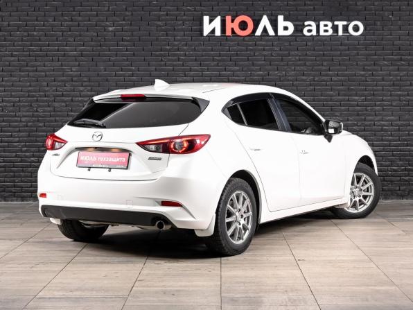 Mazda Axela III Рестайлинг с пробегом 2017 года, цена 1 435 000 рублей, 125682 км, хэтчбек, Автокод Объявления