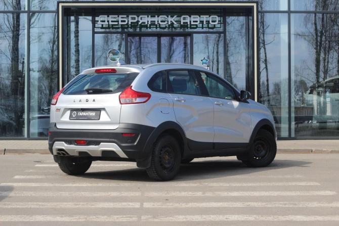 Lada (ВАЗ) XRAY I с пробегом 2018 года, цена 1 020 000 рублей, 46064 км, хэтчбек, Автокод Объявления