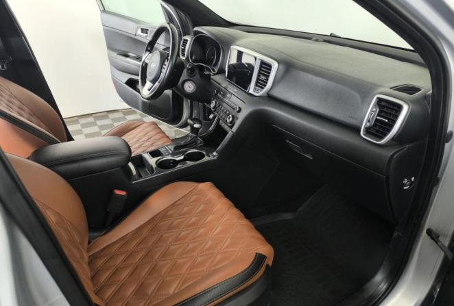 Kia Sportage IV Рестайлинг с пробегом 2019 года, цена 1 830 000 рублей, 220468 км, внедорожник, Автокод Объявления