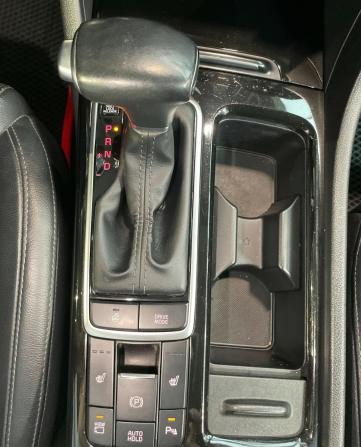 Kia Optima IV Рестайлинг с пробегом 2019 года, цена 1 375 000 рублей, 283073 км, седан, Автокод Объявления