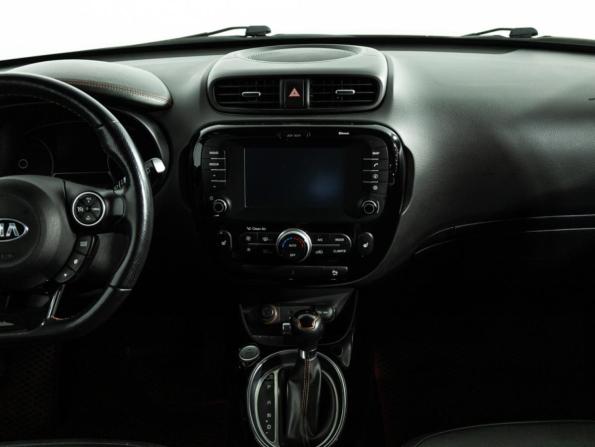 Kia Soul II Рестайлинг с пробегом 2017 года, цена 1 520 000 рублей, 92359 км, хэтчбек, Автокод Объявления