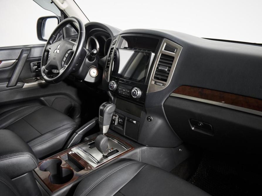 Mitsubishi Pajero IV Рестайлинг 2 Москва  - изображение 10