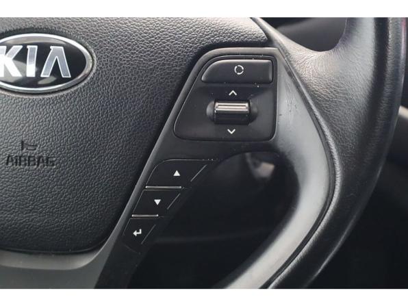 Kia Ceed II Рестайлинг с пробегом 2015 года, цена 988 000 рублей, 174980 км, хэтчбек, Автокод Объявления