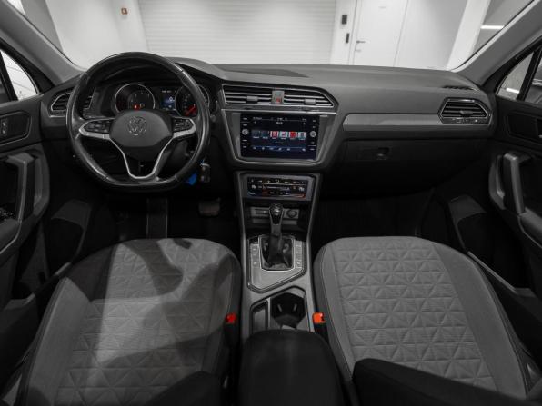 Volkswagen Tiguan II Рестайлинг с пробегом 2021 года, цена 2 275 000 рублей, 171790 км, внедорожник, Автокод Объявления