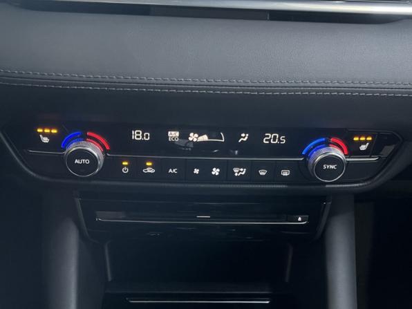 Mazda 6 III (GJ) Рестайлинг 2 с пробегом 2020 года, цена 2 333 000 рублей, 74739 км, седан, Автокод Объявления