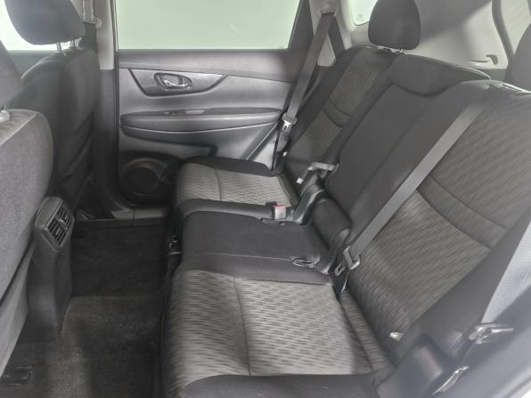 Nissan Rogue II Рестайлинг с пробегом 2017 года, цена 1 549 000 рублей, 234384 км, внедорожник, Автокод Объявления