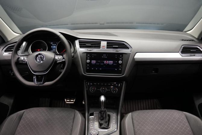 Volkswagen Tiguan II с пробегом 2017 года, цена 2 655 000 рублей, 151600 км, внедорожник, Автокод Объявления