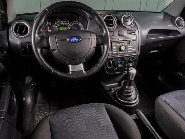Ford Fiesta Mk5 с пробегом 2008 года, цена 499 000 рублей, 180862 км, хэтчбек, Автокод Объявления