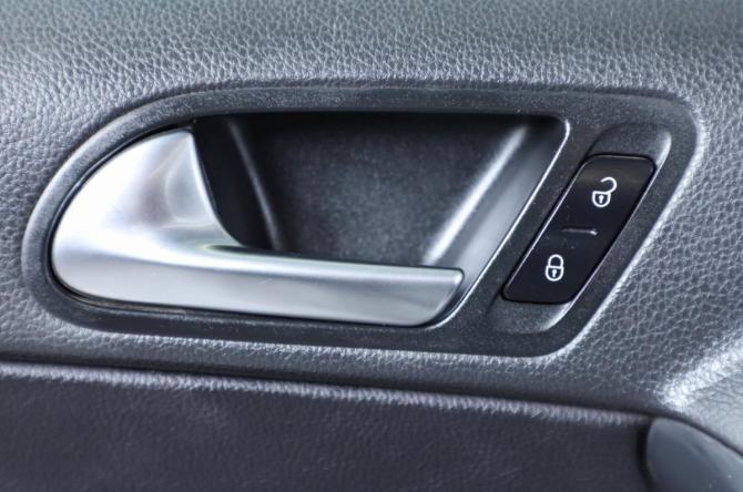 Volkswagen Tiguan I Рестайлинг с пробегом 2012 года, цена 1 499 000 рублей, 180684 км, внедорожник, Автокод Объявления
