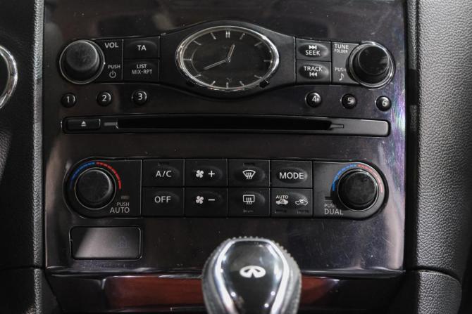 Infiniti FX II (S51) с пробегом 2010 года, цена 1 869 000 рублей, 330000 км, внедорожник, Автокод Объявления
