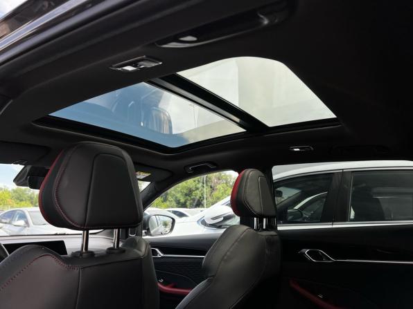 Geely Coolray I Рестайлинг с пробегом 2024 года, цена 2 279 999 рублей, 27675 км, внедорожник, Автокод Объявления