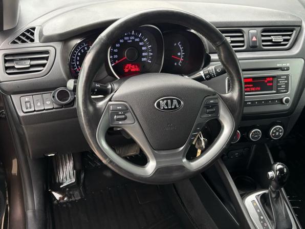 Kia Rio III Рестайлинг с пробегом 2016 года, цена 1 130 000 рублей, 150555 км, седан, Автокод Объявления